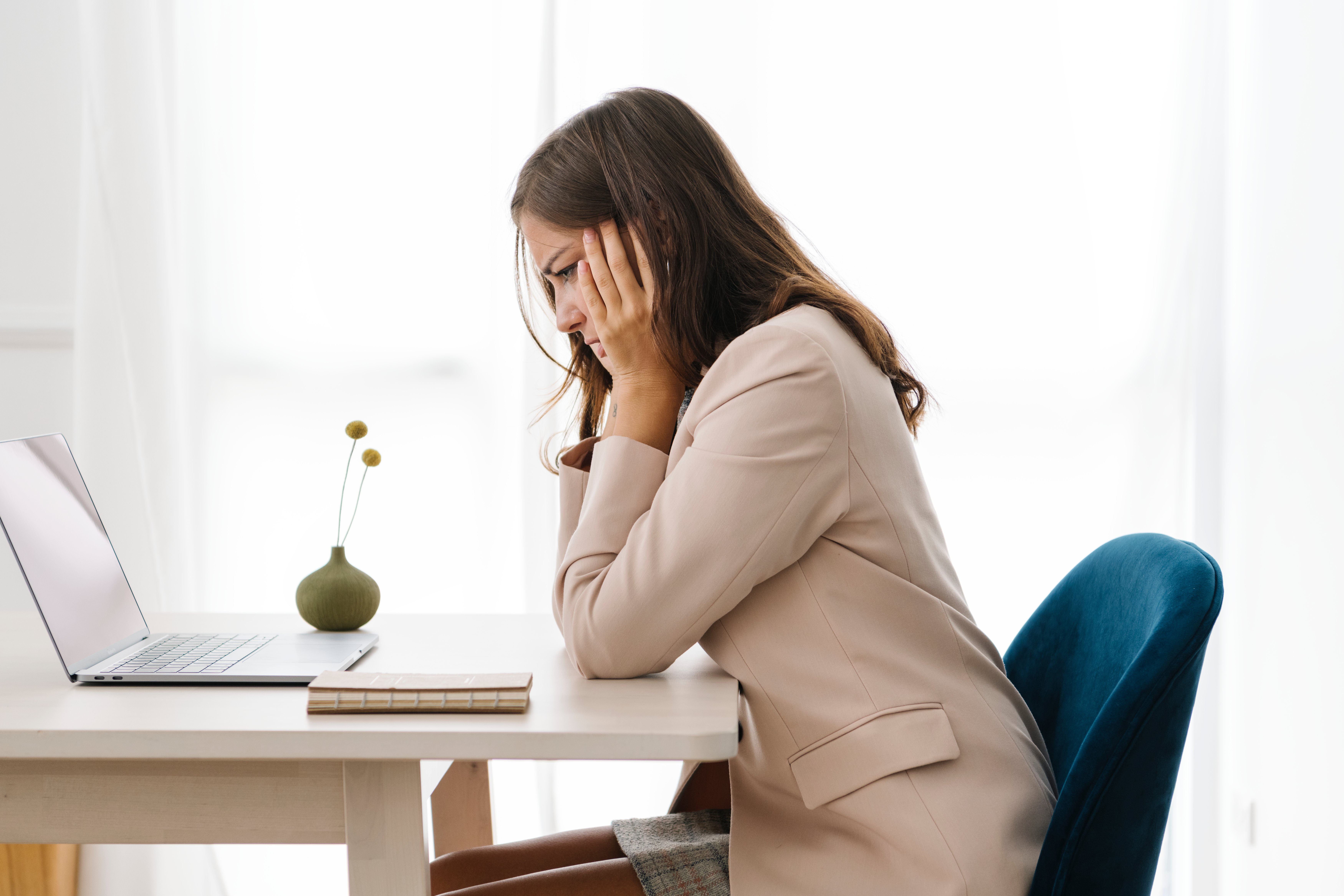 3 de cada 10 profesionales reclaman más atención sobre la salud mental para prevenir el desgaste laboral
